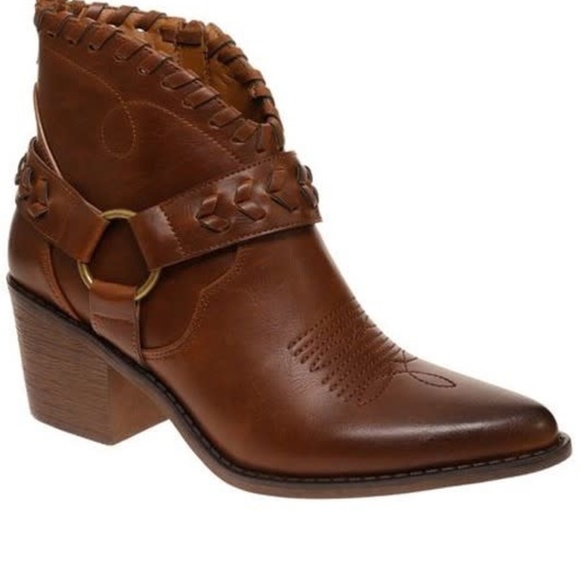 Ankle Cowboy Boots w/Stitching - Picture 2 of 2